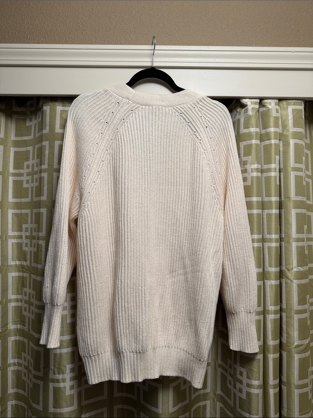 Free Assembly Ivory Button-Front Ribbed Cardigan - Picture 2 of 5